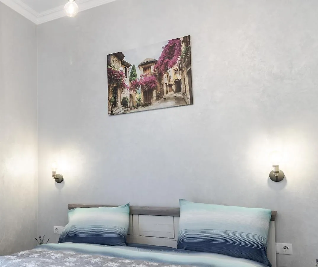 Golden Rose ! Apartments Lviv S