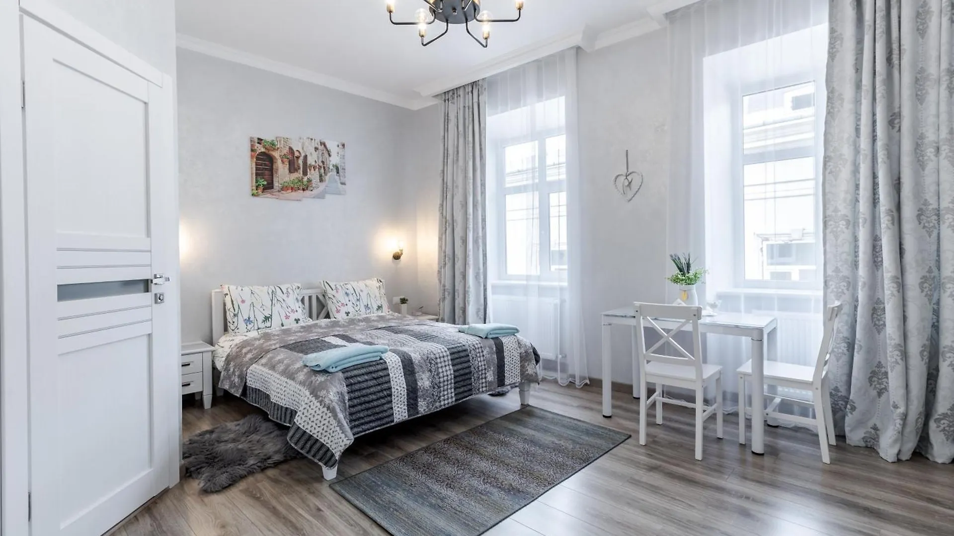 Golden Rose ! Apartments Lviv S Ukraine